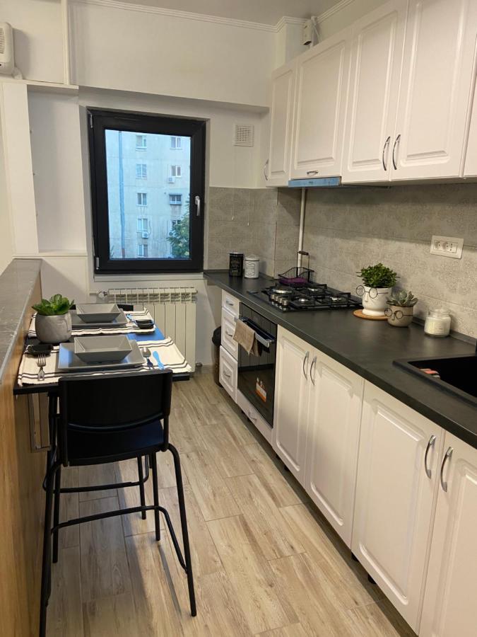 Lovely Studio In The City Center Of ブカレスト エクステリア 写真